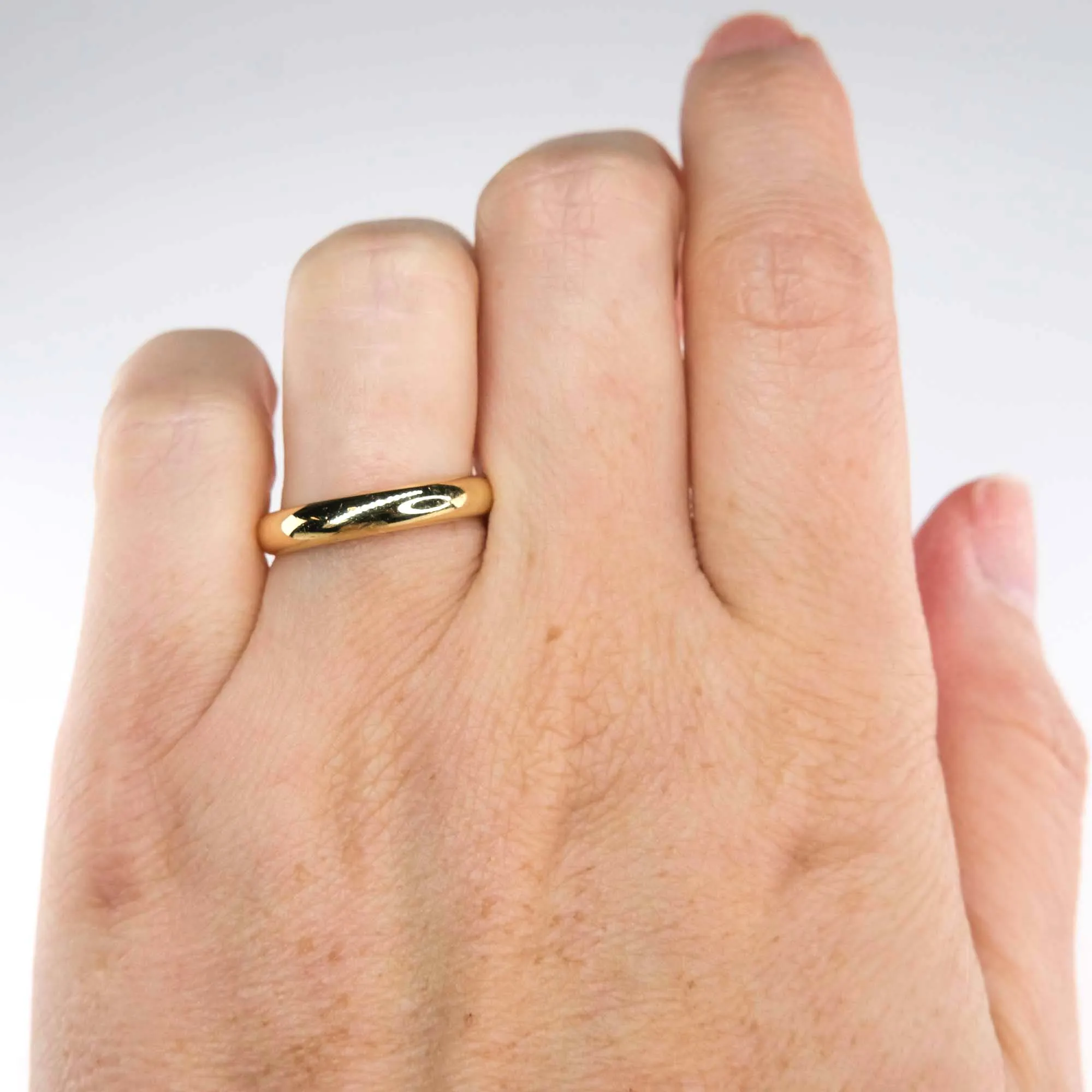 18K Yellow Gold 3.5mm Wide Comfort Fit Wedding Band Ring Size 6