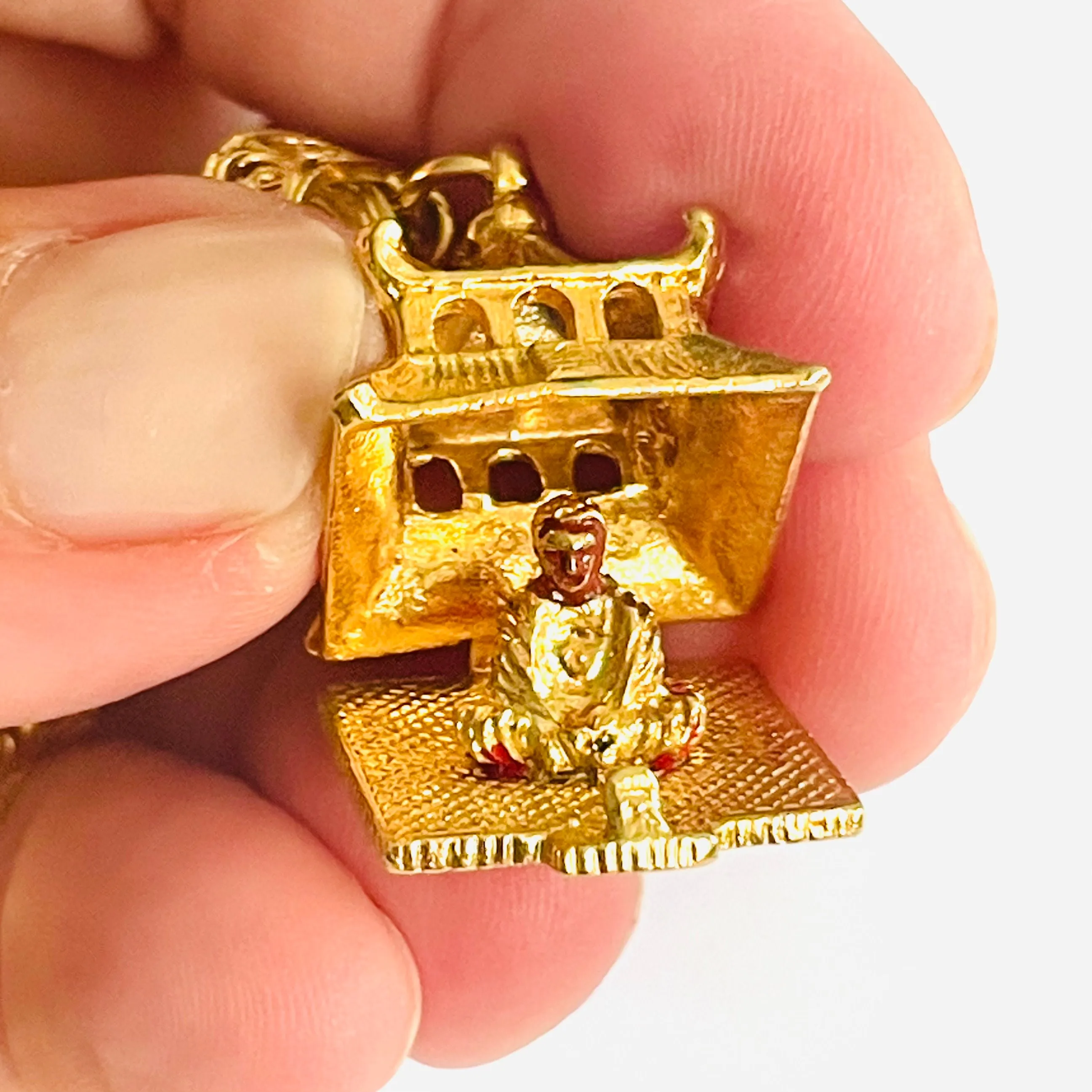 1950s 9KT Yellow Gold Charm Bracelet