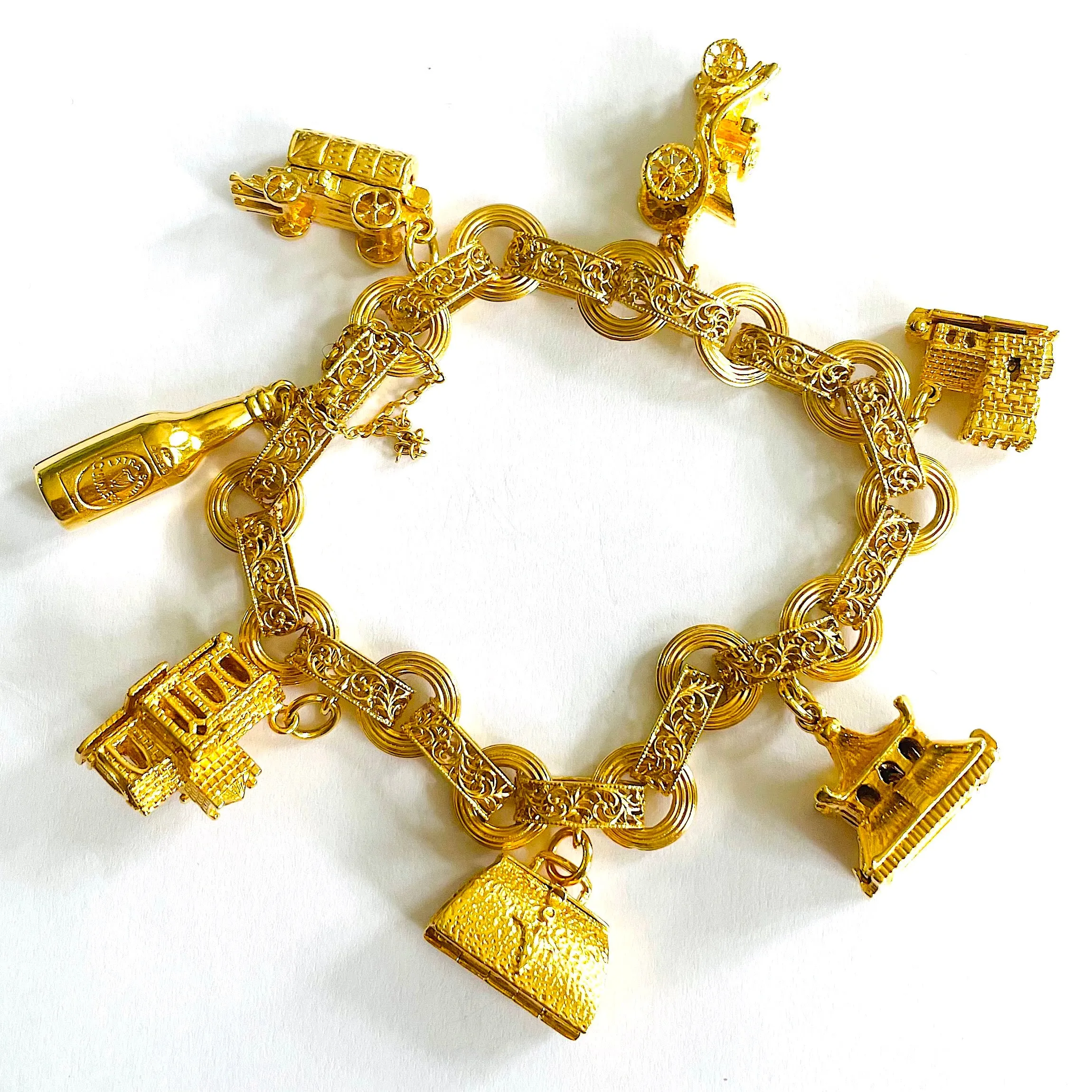 1950s 9KT Yellow Gold Charm Bracelet