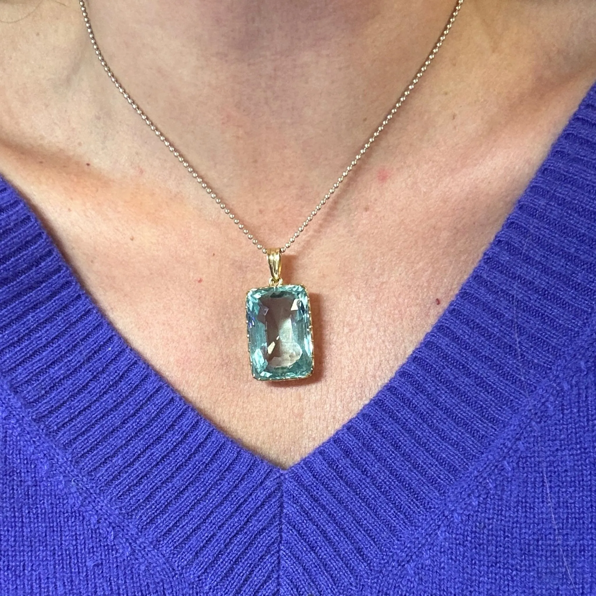 1960s 18KT Yellow Gold Aquamarine Pendant