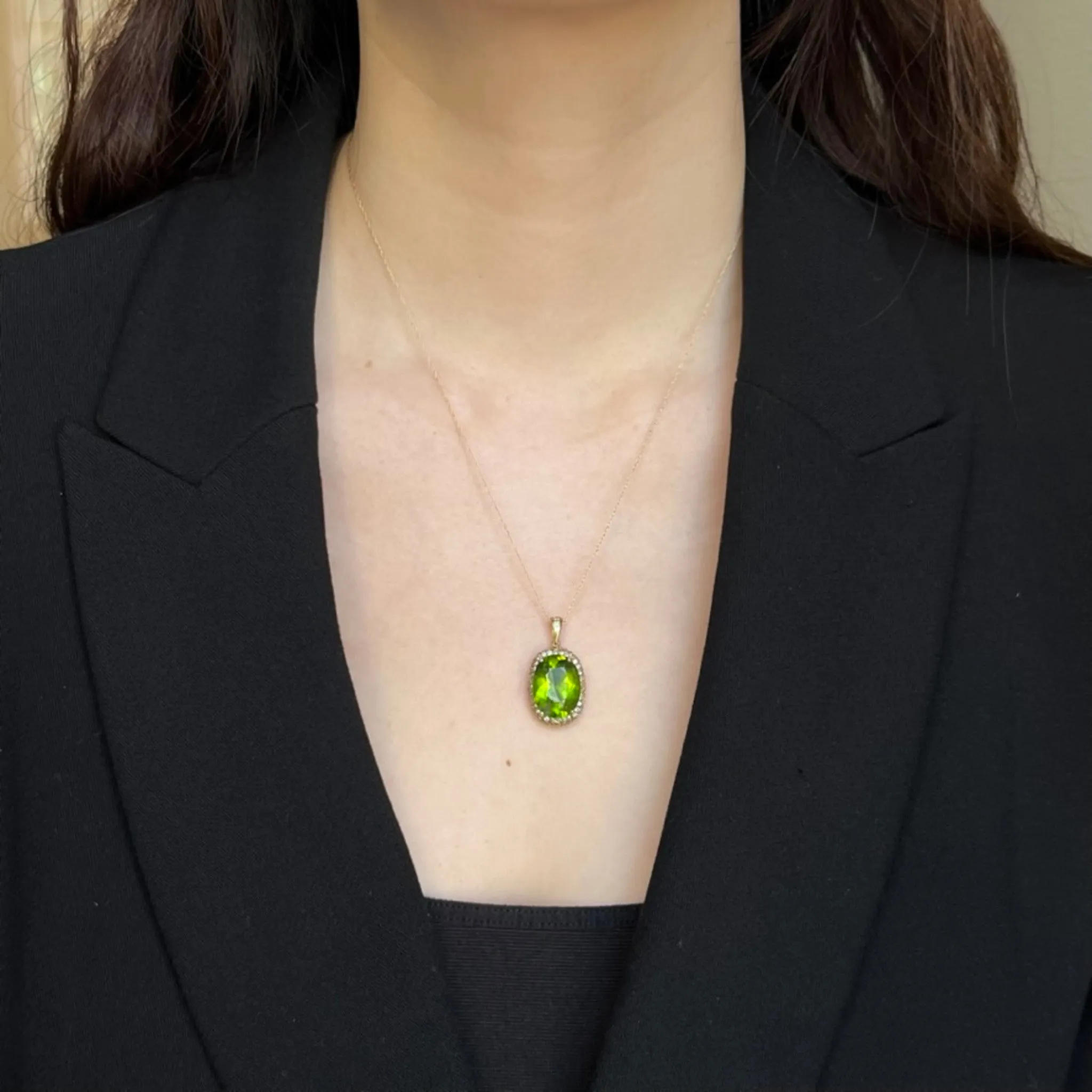1960s 18KT Yellow Gold Peridot & Diamond Necklace