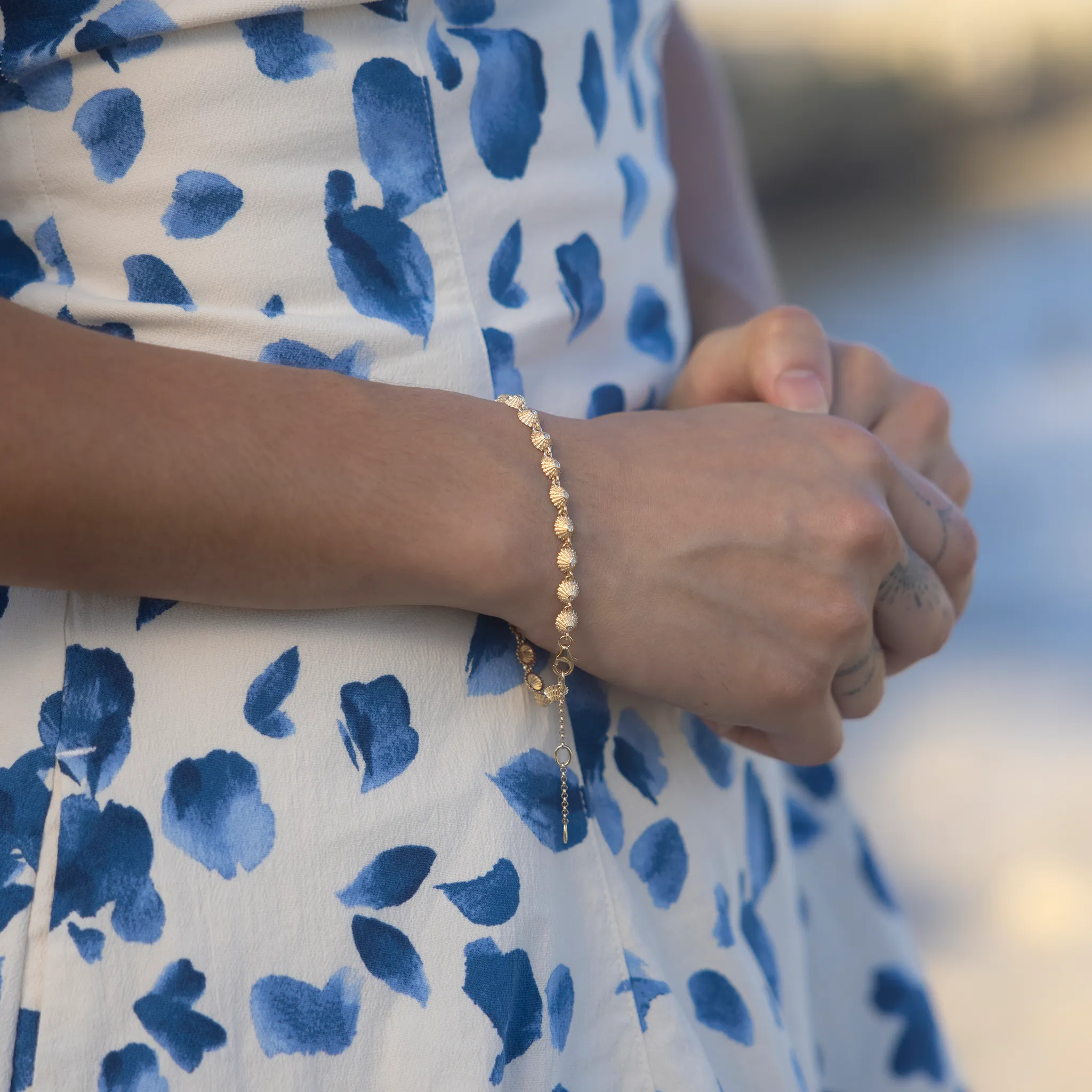 7-8.5" Adjustable Opihi Bracelet in Gold with Diamonds