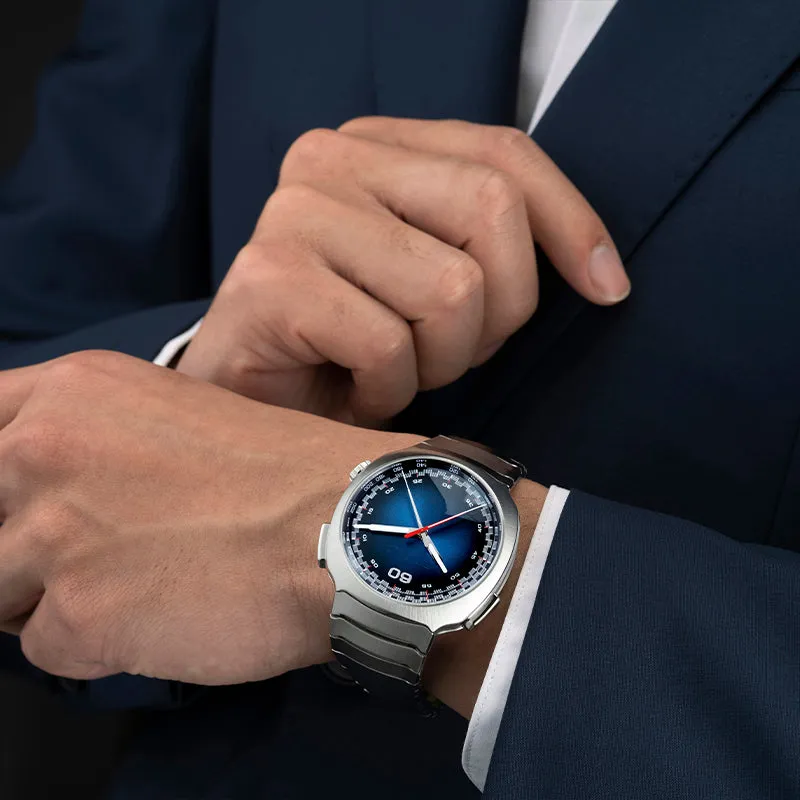 H. MOSER & CIE. STREAMLINER FLYBACK CHRONOGRAPH