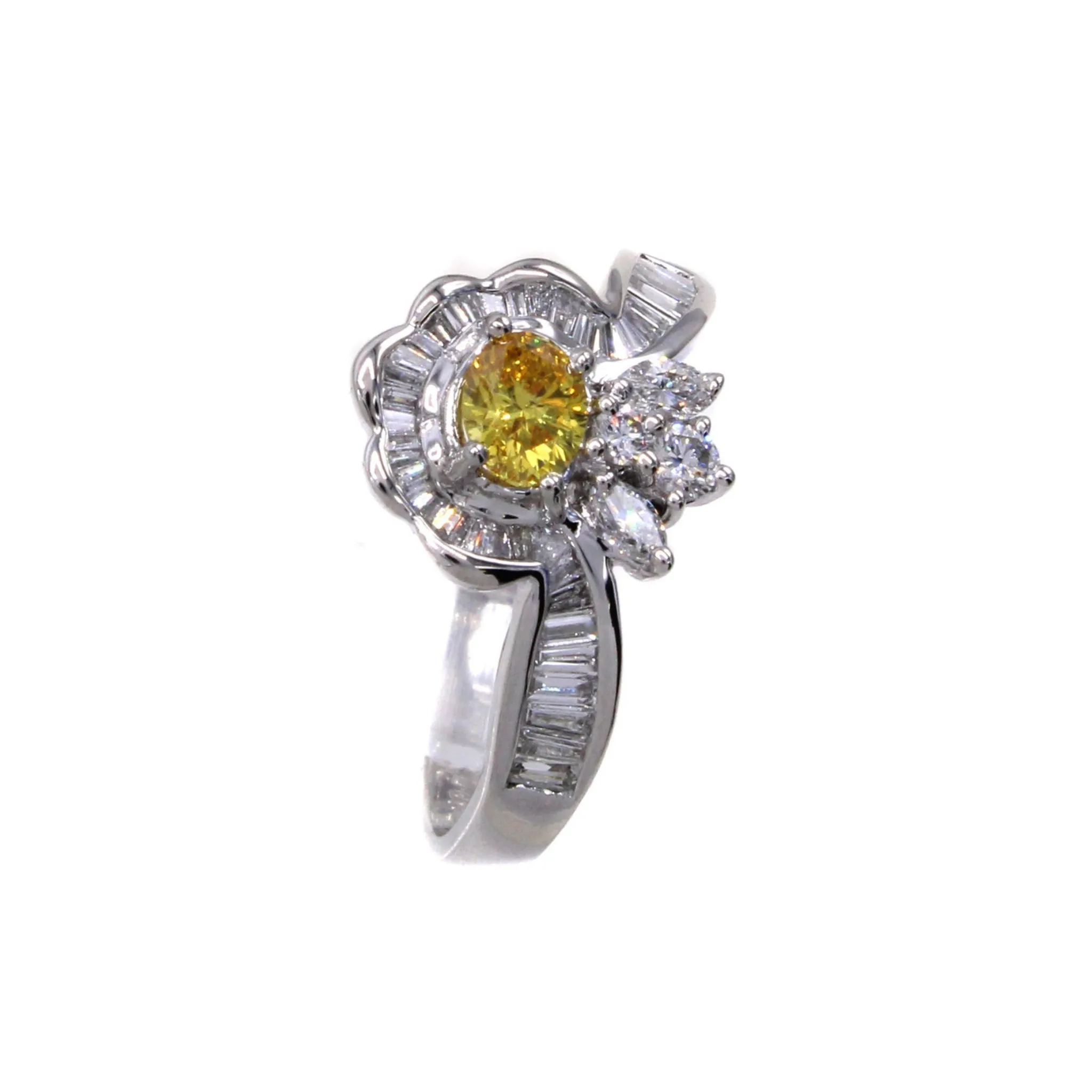 Post-1980s Platinum Fancy Vivid Orange-Yellow Diamond Ring