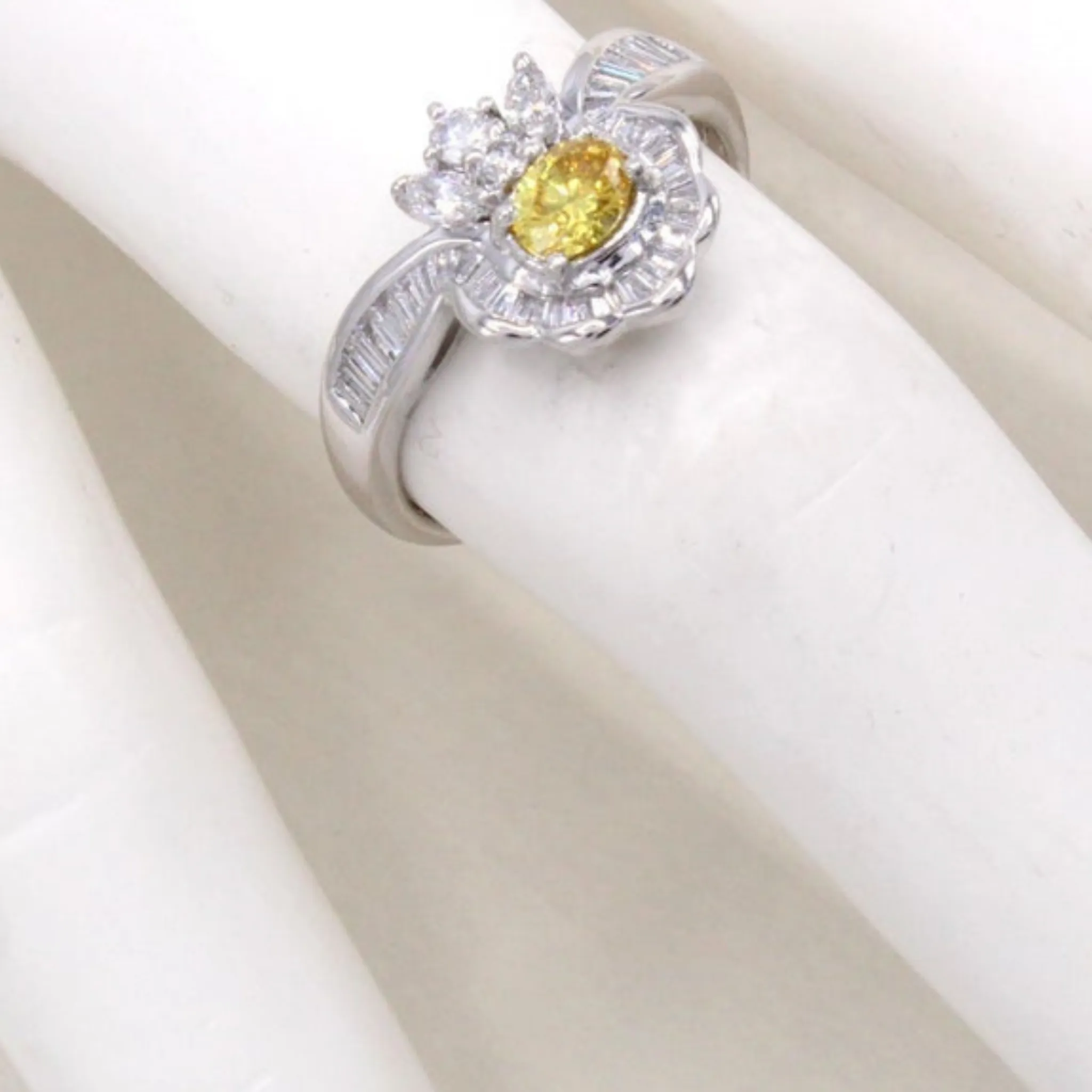 Post-1980s Platinum Fancy Vivid Orange-Yellow Diamond Ring