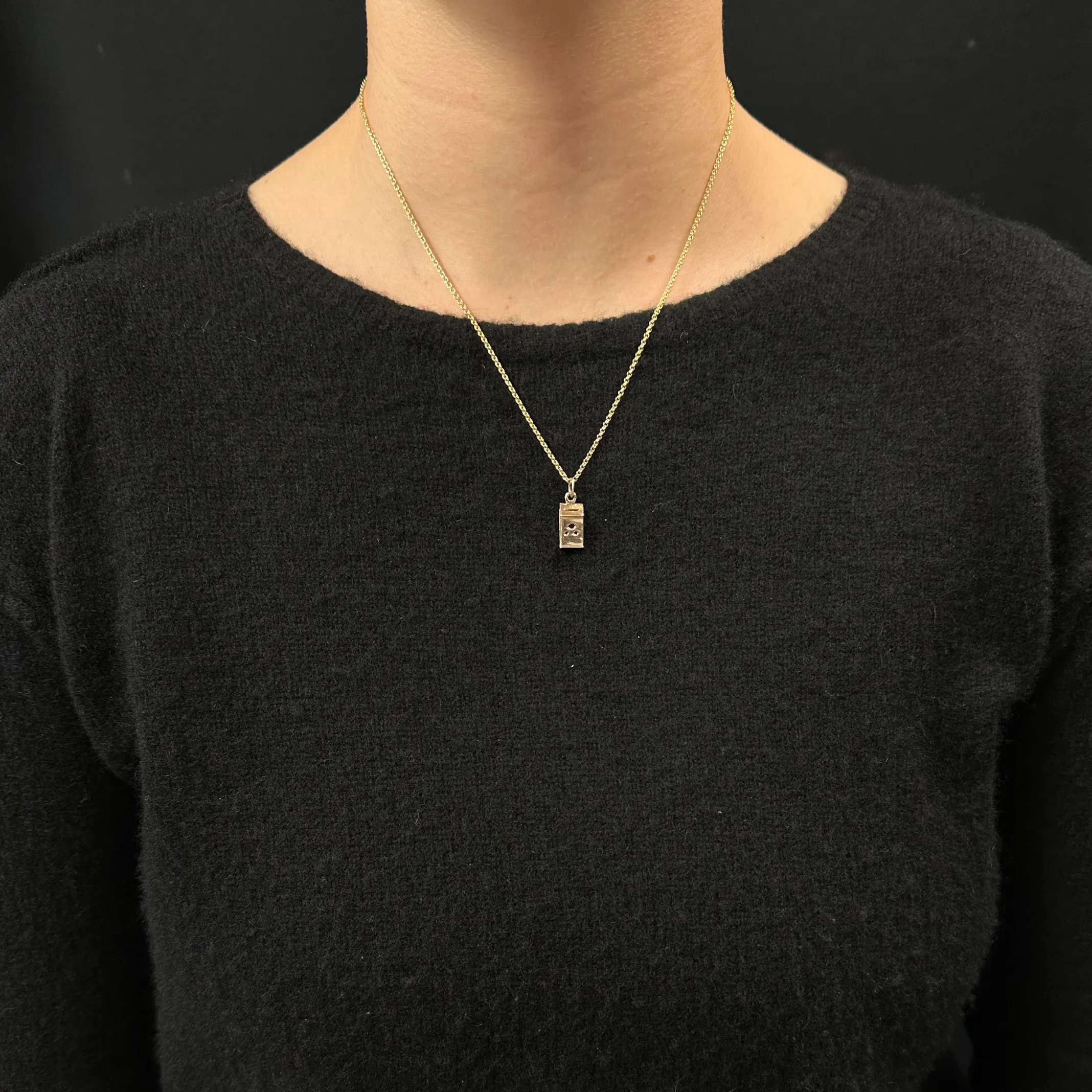 Vintage 14k Gold Mailbox Charm