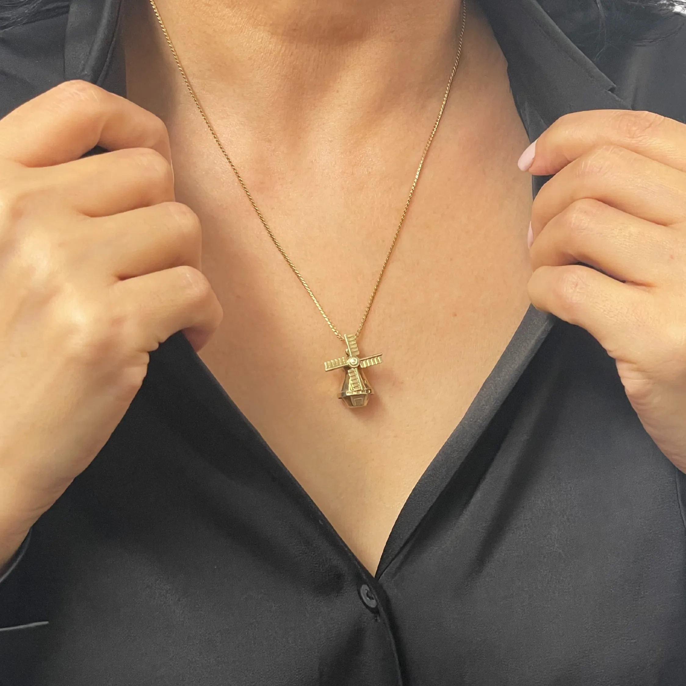 Vintage 14k yellowGold Windmill Charm