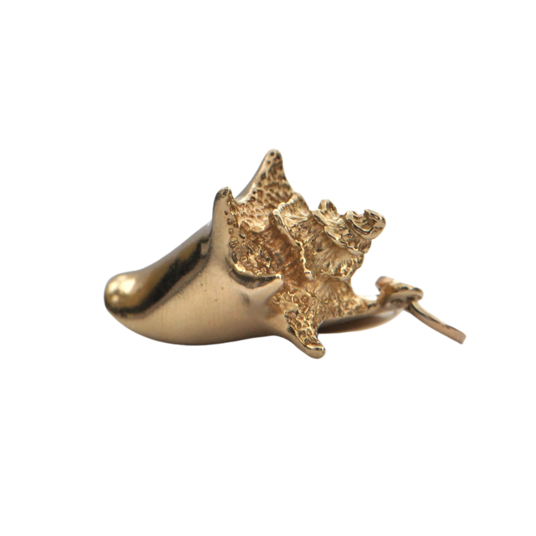 Vintage Conch Shell Gold Charm/Pendant